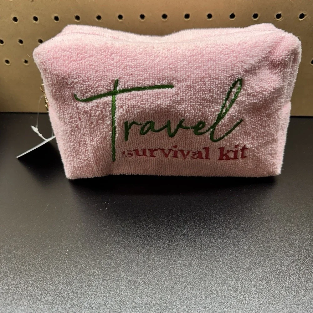 Pink Pouch Terry Cloth Summer Travel Survival Kit bag Kirkland's Home NWT‎ Flaw